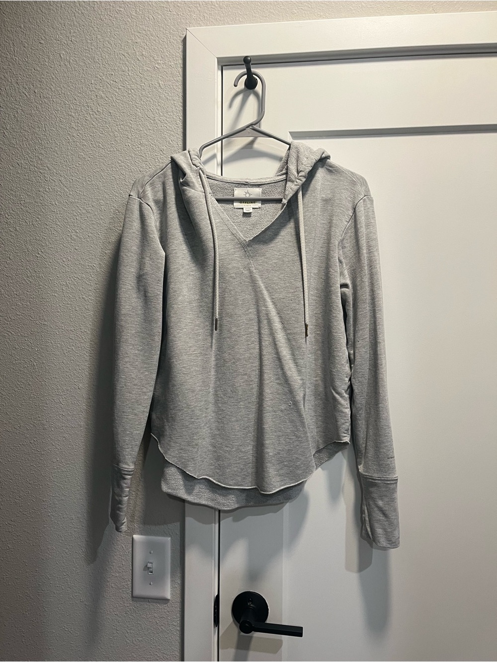 aerie Light Gray Hooded V-Neck Pullover